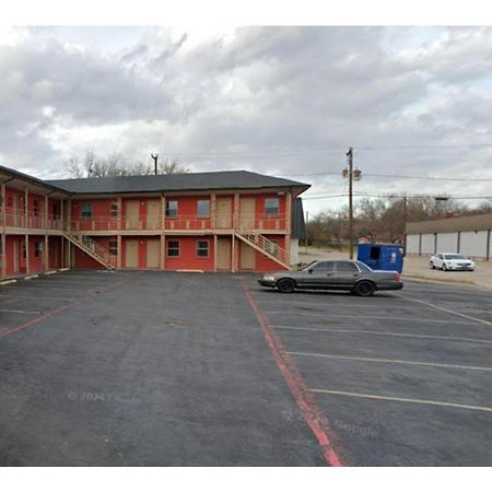 Exclusivo Inn By Oyo Grand Prairie, Tx Luaran gambar