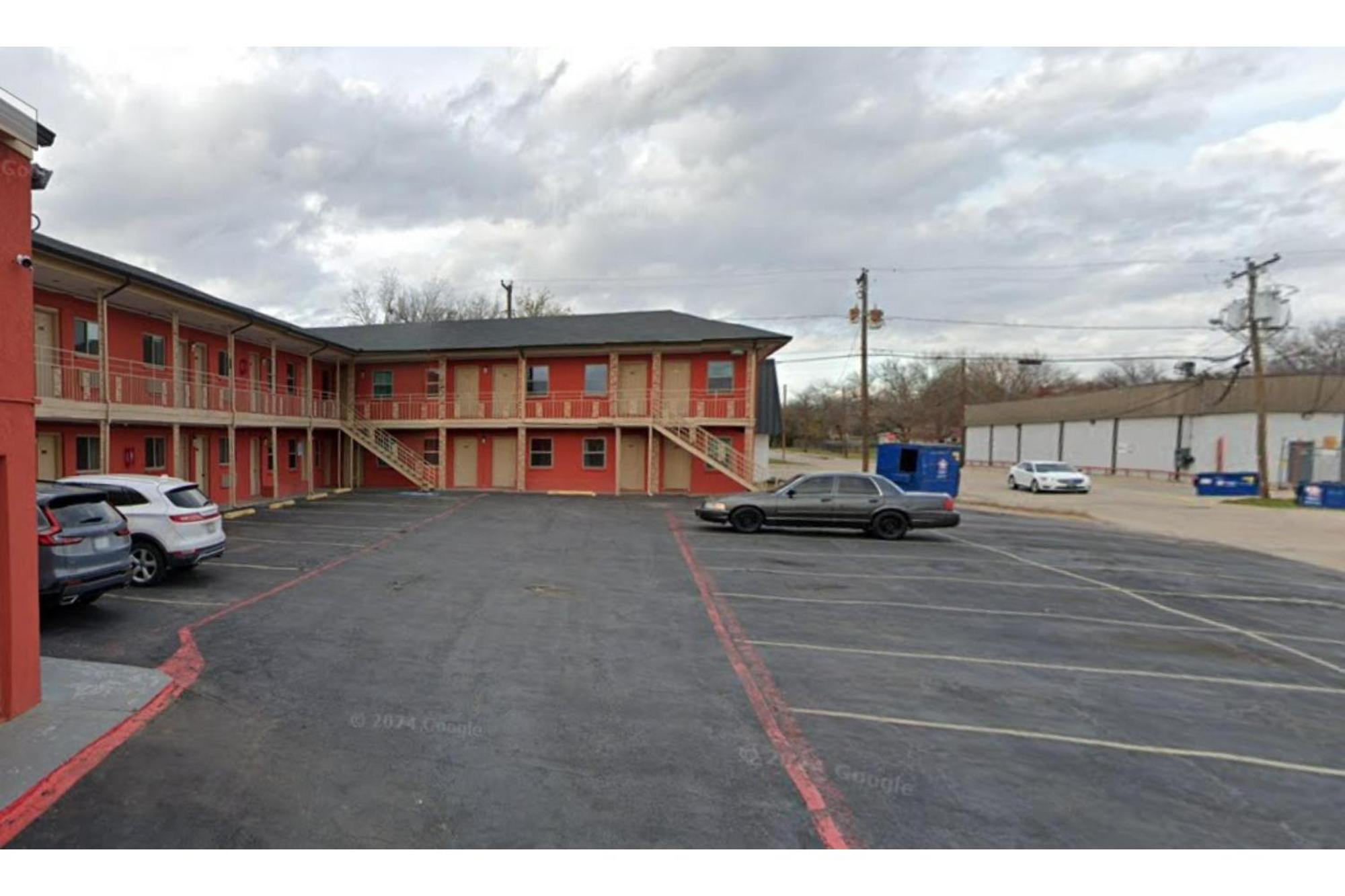 Exclusivo Inn By Oyo Grand Prairie, Tx Luaran gambar