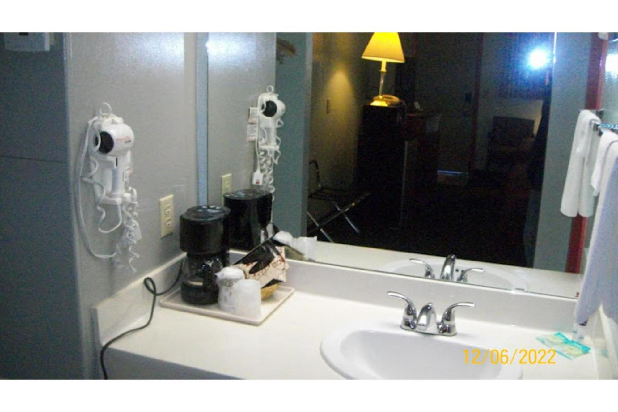 Exclusivo Inn By Oyo Grand Prairie, Tx Luaran gambar